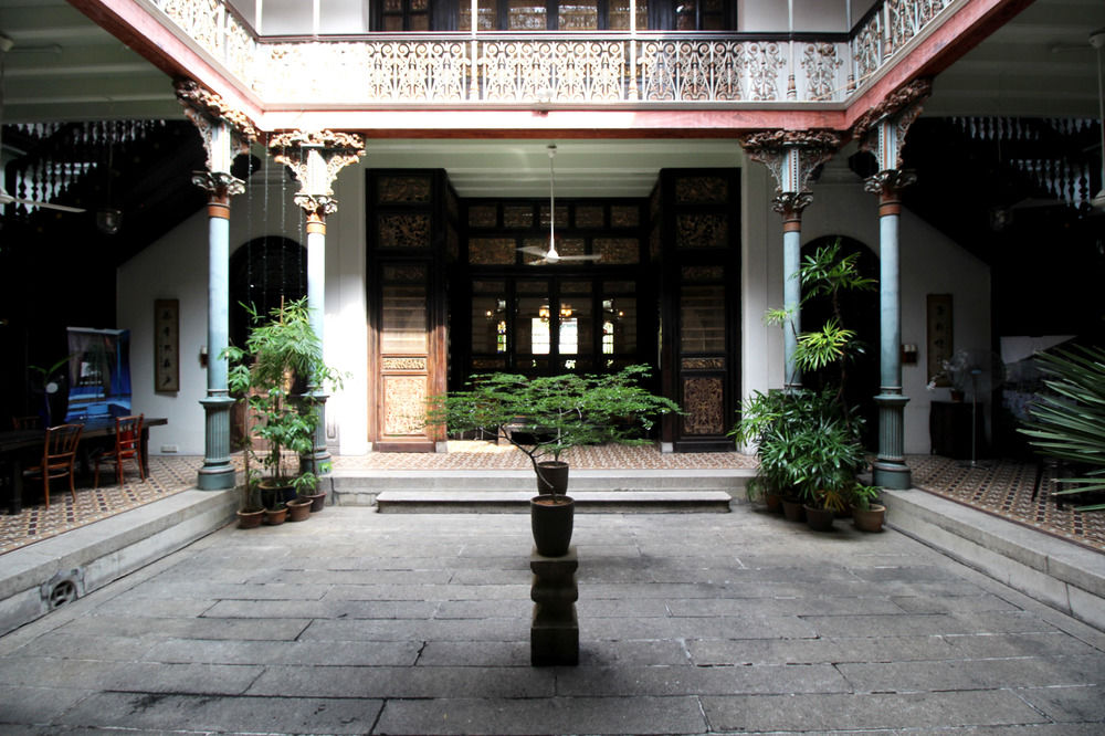 Cheong Fatt Tze - The Blue Mansion image 1